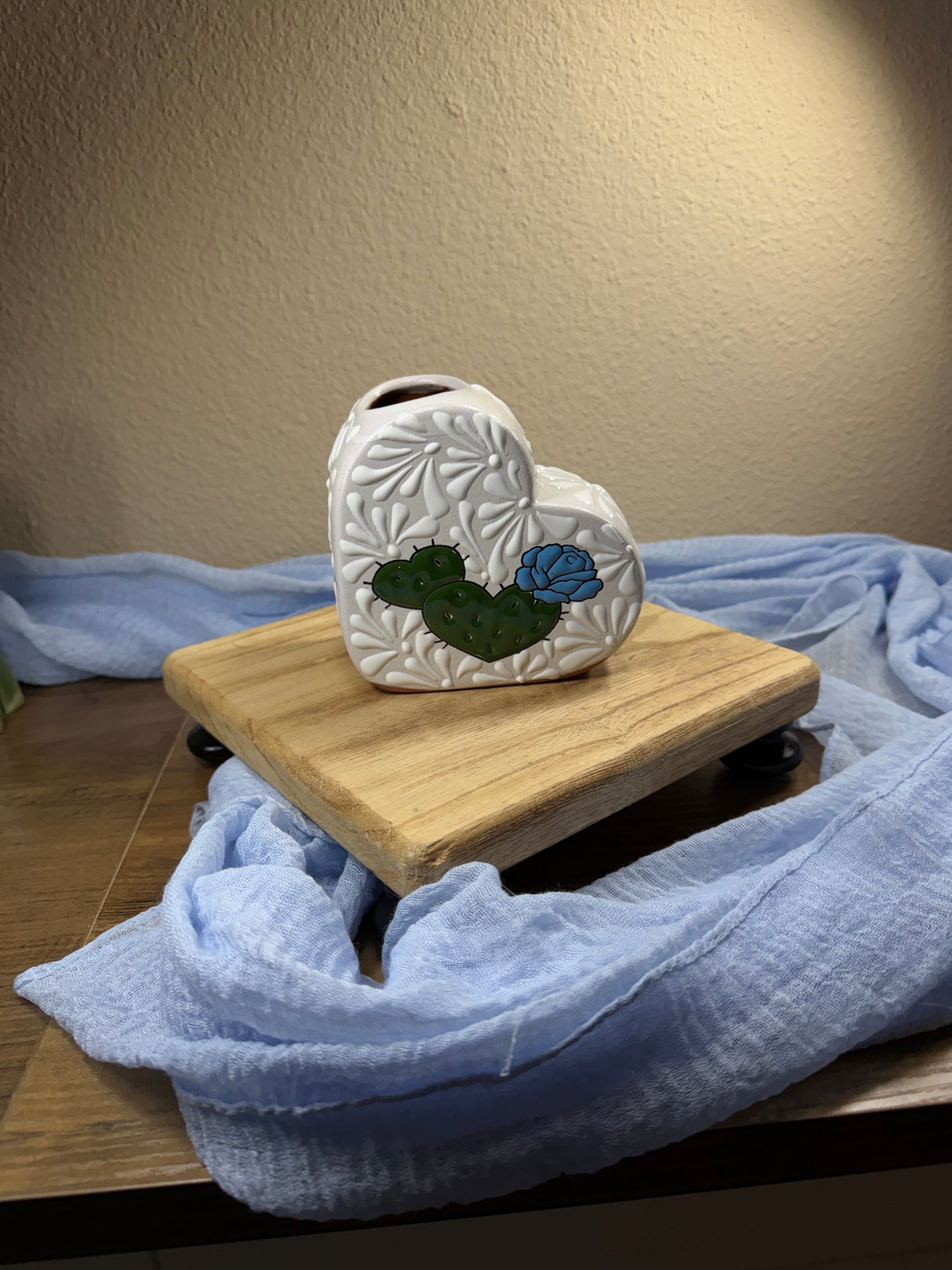Heart flower vase
